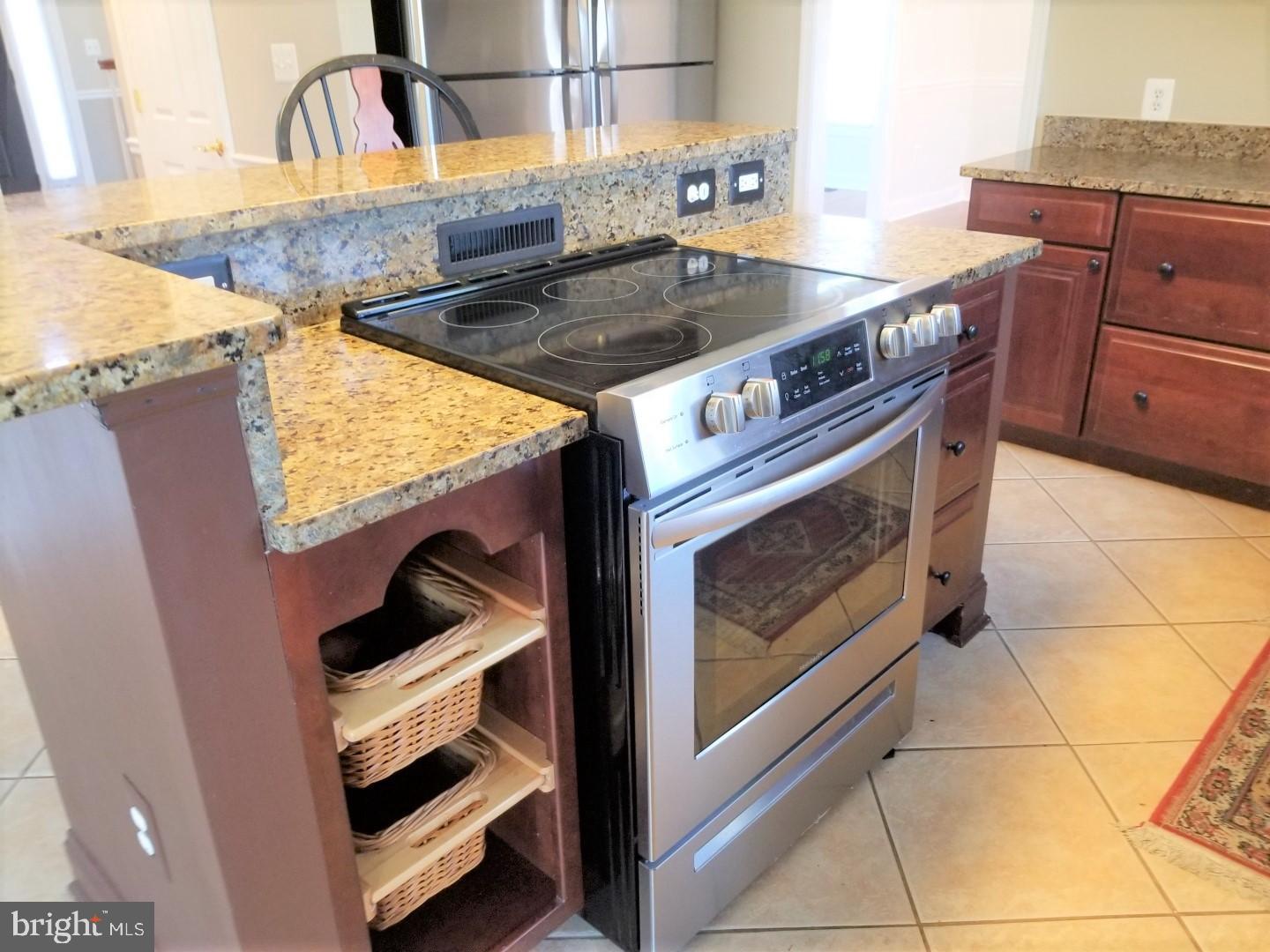 1461 Pleasant Lake Road Annapolis, MD 21409 - Photo 18 of 67 New Stainless Range