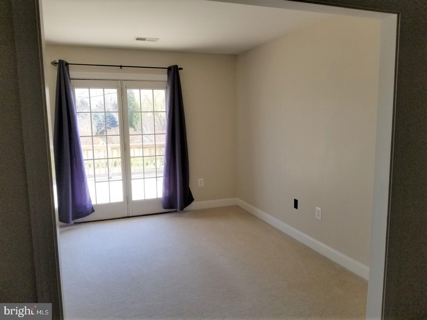 1461 Pleasant Lake Road Annapolis, MD 21409 - Photo 36 of 67 Sitting Area