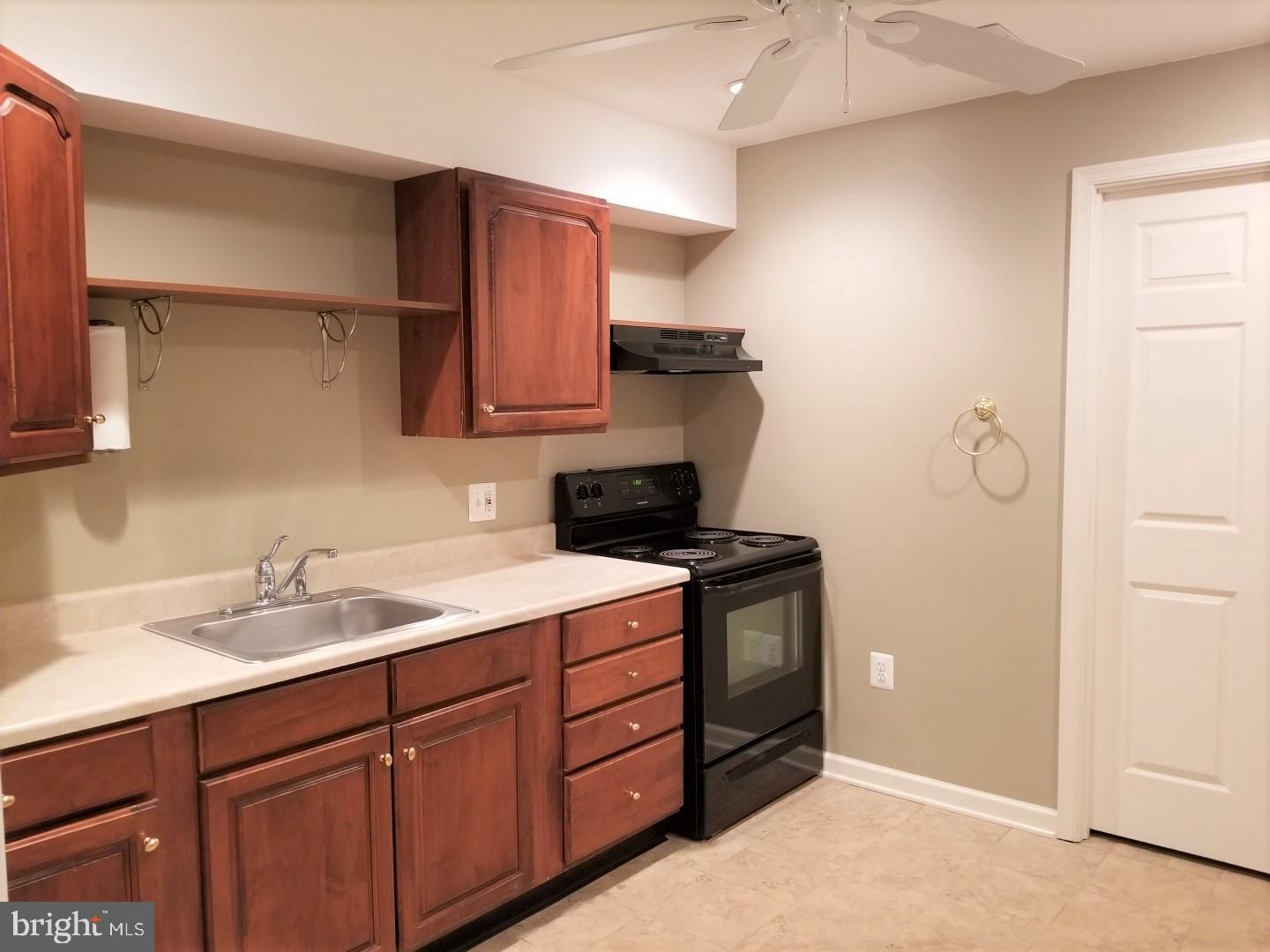 1461 Pleasant Lake Road Annapolis, MD 21409 - Photo 52 of 67 Full Kitchen - In Law/Au Pair Apartment