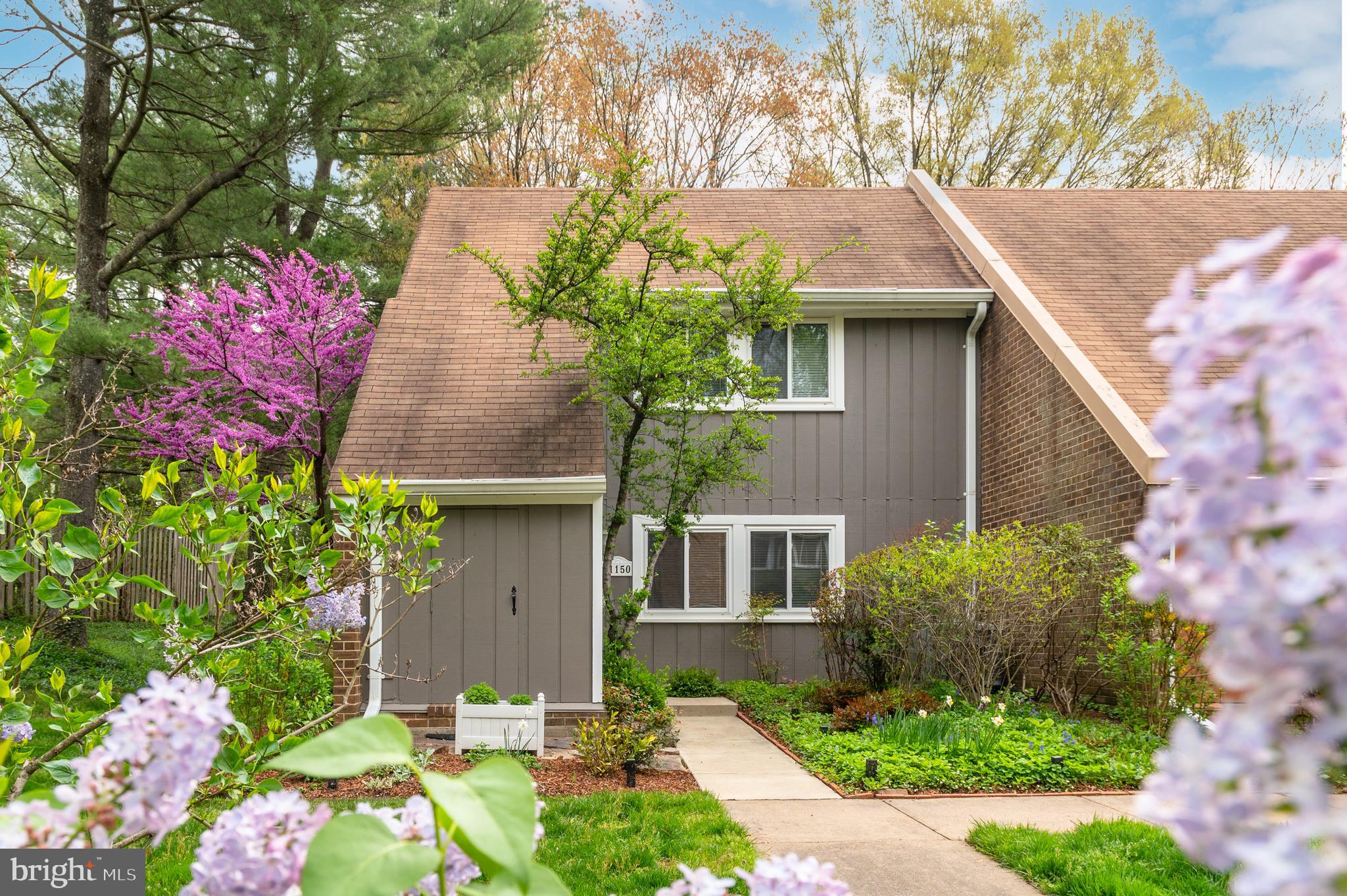 11150 Forest Edge Drive Reston, VA 20190 - Photo 1 of 30 Front Entrance