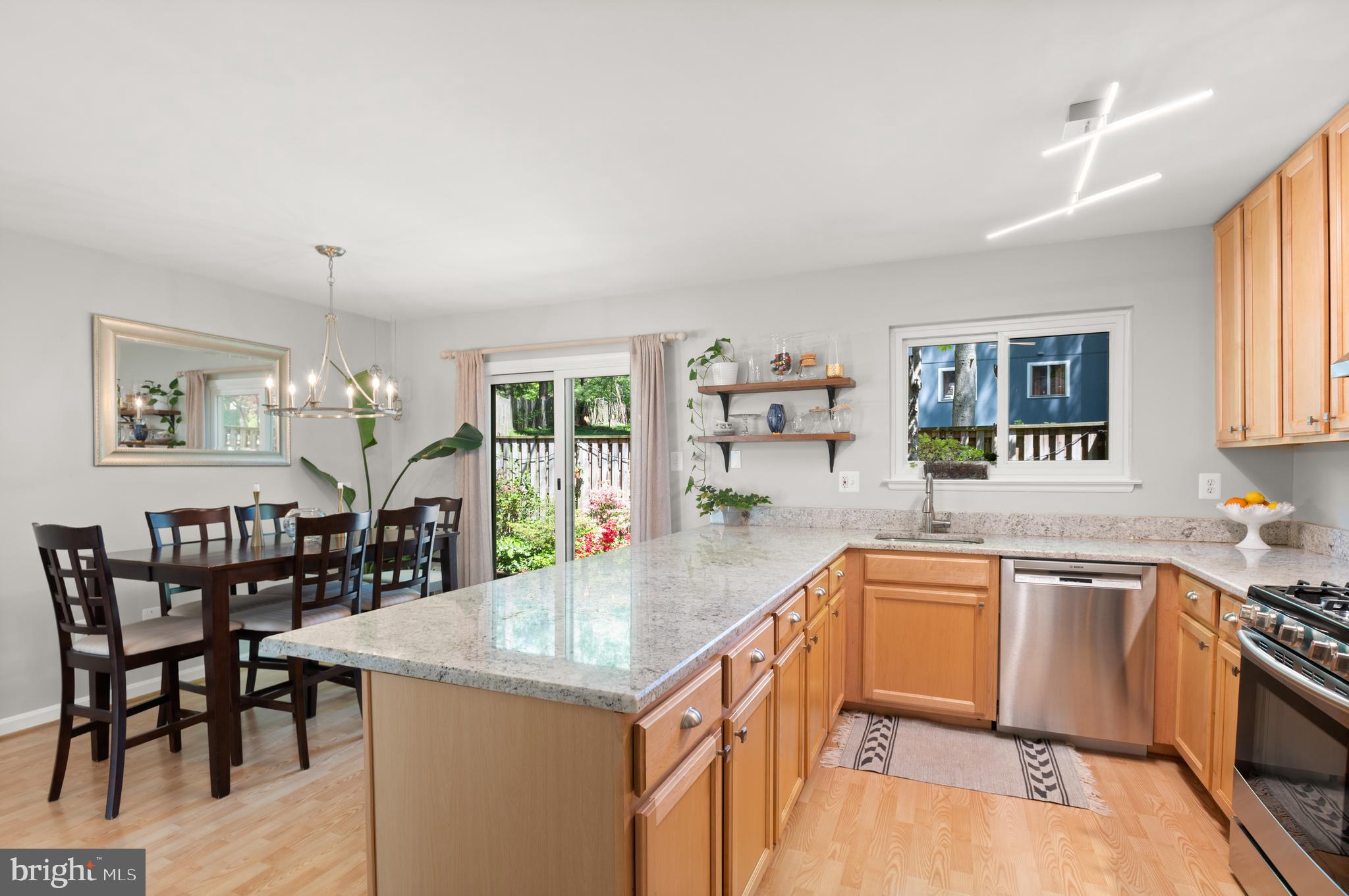 11150 Forest Edge Drive Reston, VA 20190 - Photo 16 of 30 Kitchen