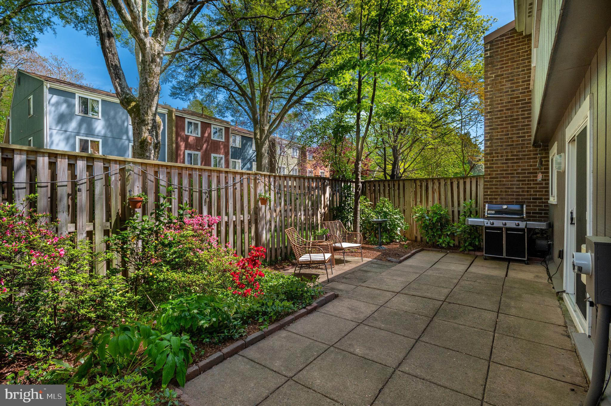 11150 Forest Edge Drive Reston, VA 20190 - Photo 19 of 30 Back Patio