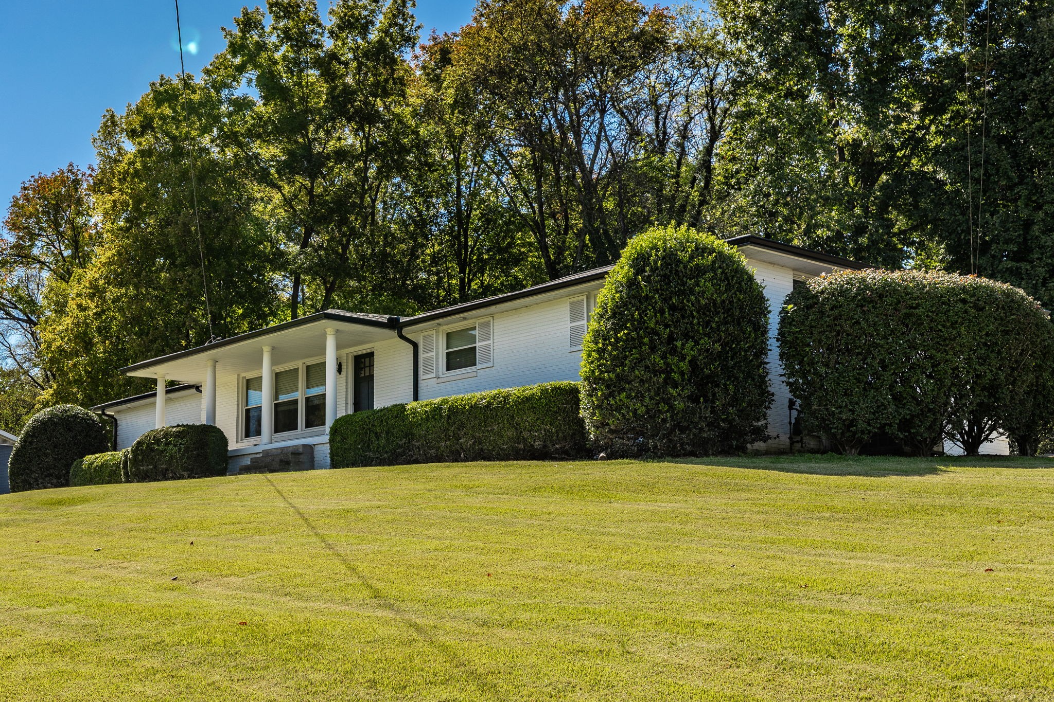 126 Cherokee Road Hendersonville, TN 37075 - Photo 5 of 67 Gallery Image 5