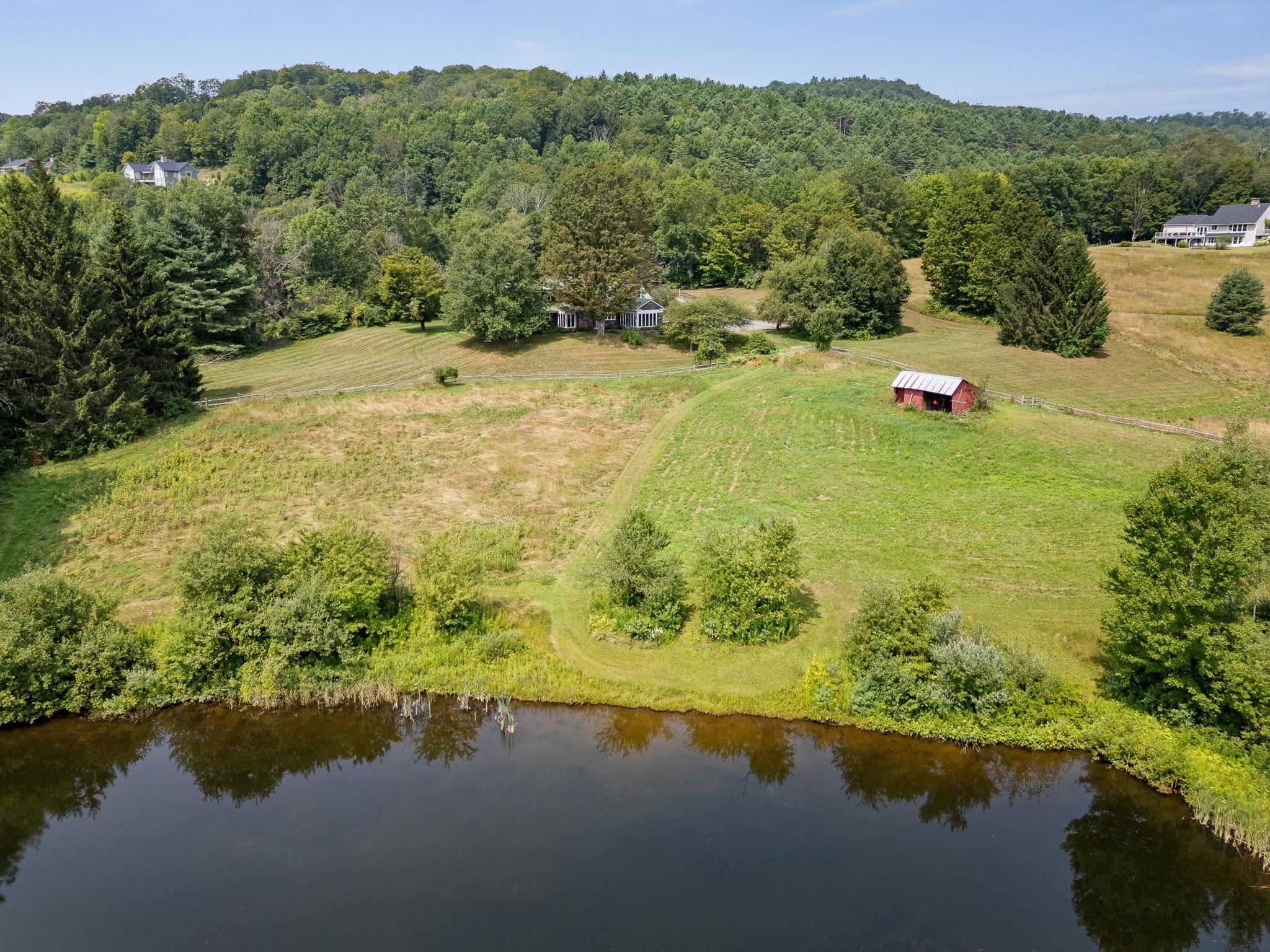 593 Red Barn Road Hartford, VT 05001 - Photo 44 of 50