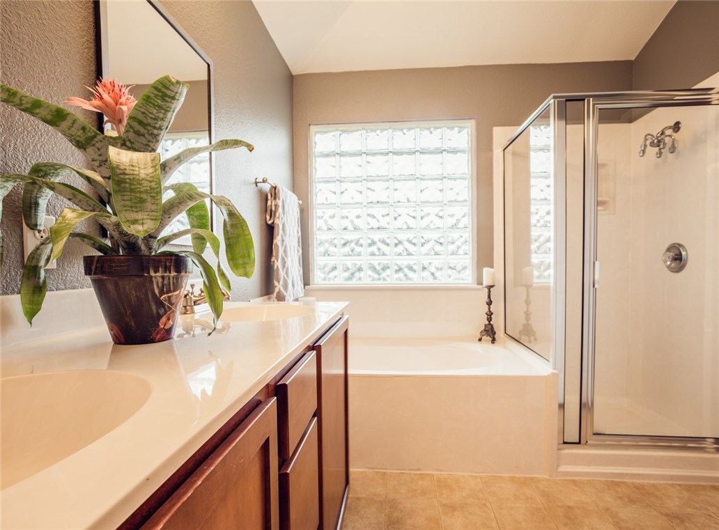 11012 Los Comancheros Road Austin, TX 78717 - Photo 16 of 24