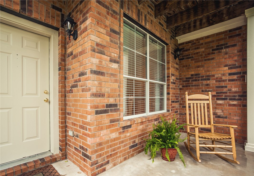 11012 Los Comancheros Road Austin, TX 78717 - Photo 2 of 24