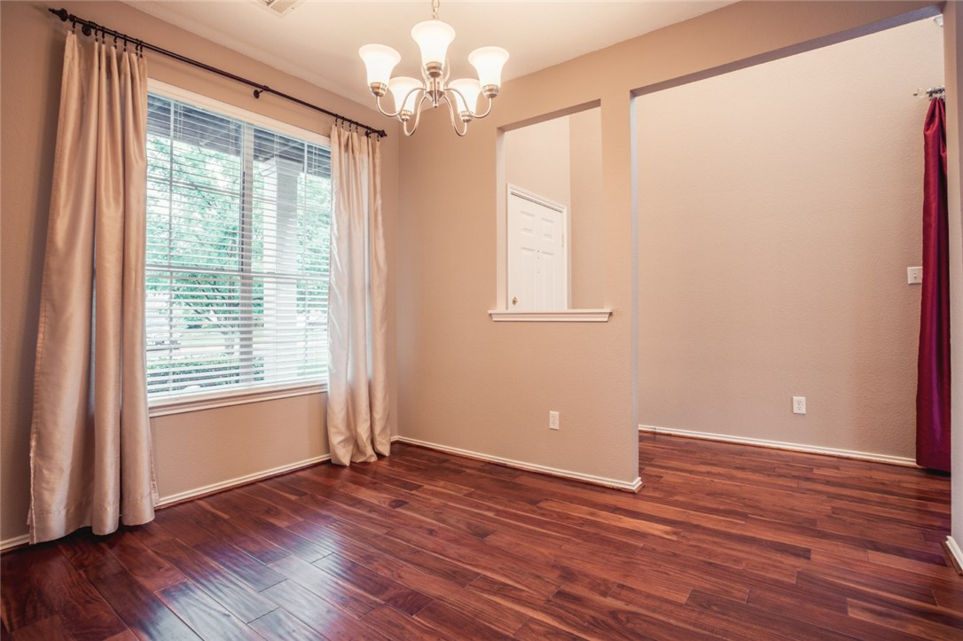 11012 Los Comancheros Road Austin, TX 78717 - Photo 9 of 24