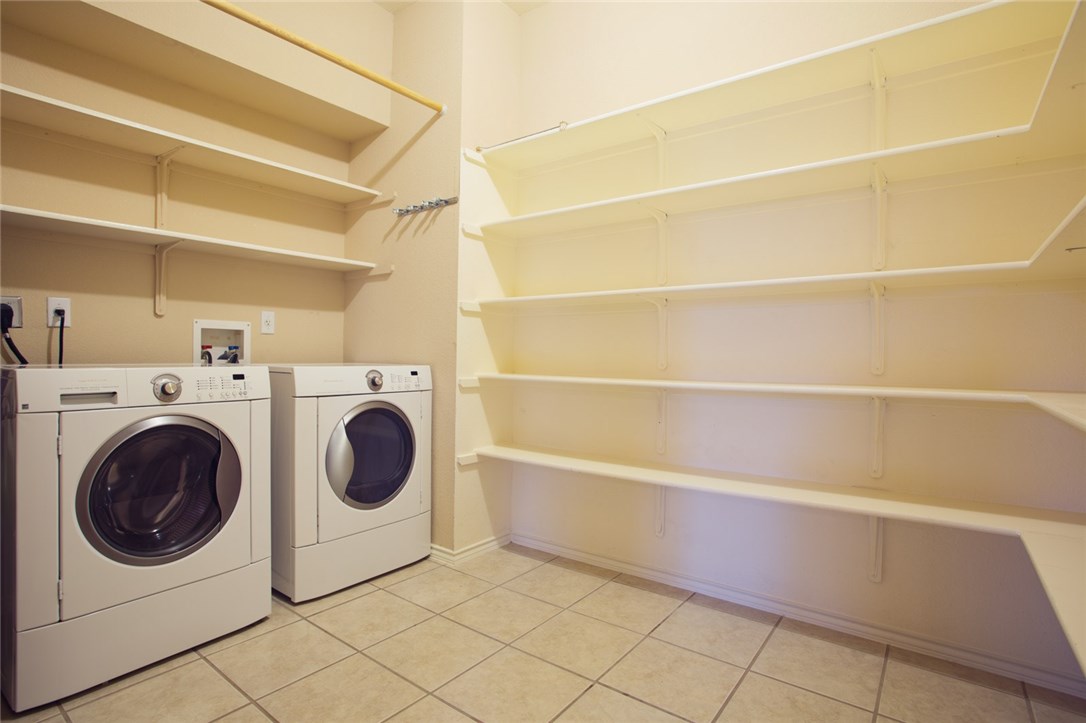 11012 Los Comancheros Road Austin, TX 78717 - Photo 10 of 24