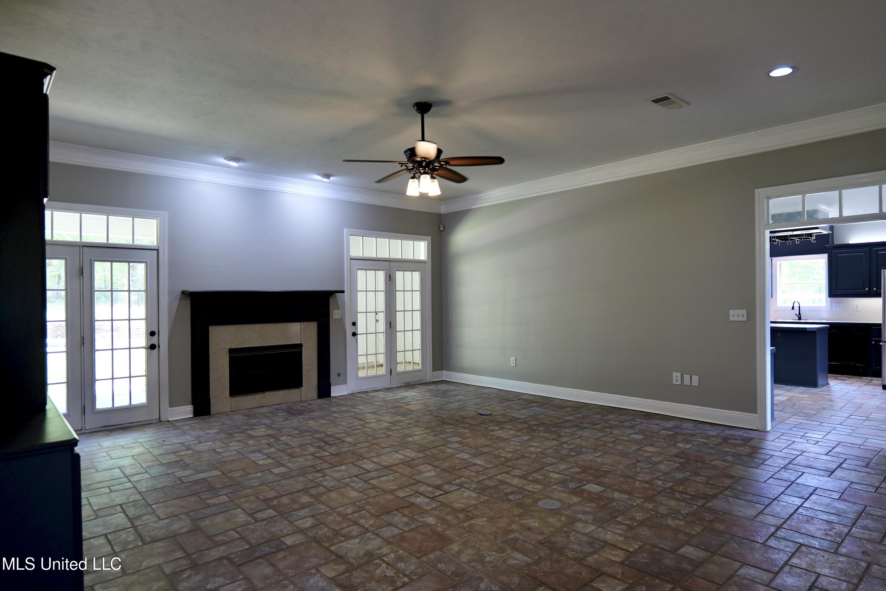 120 Timber Green Lane Canton, MS 39046 - Photo 11 of 34 P1010095