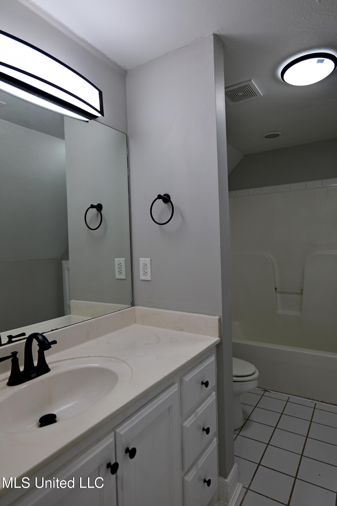 120 Timber Green Lane Canton, MS 39046 - Photo 28 of 34 P1010130