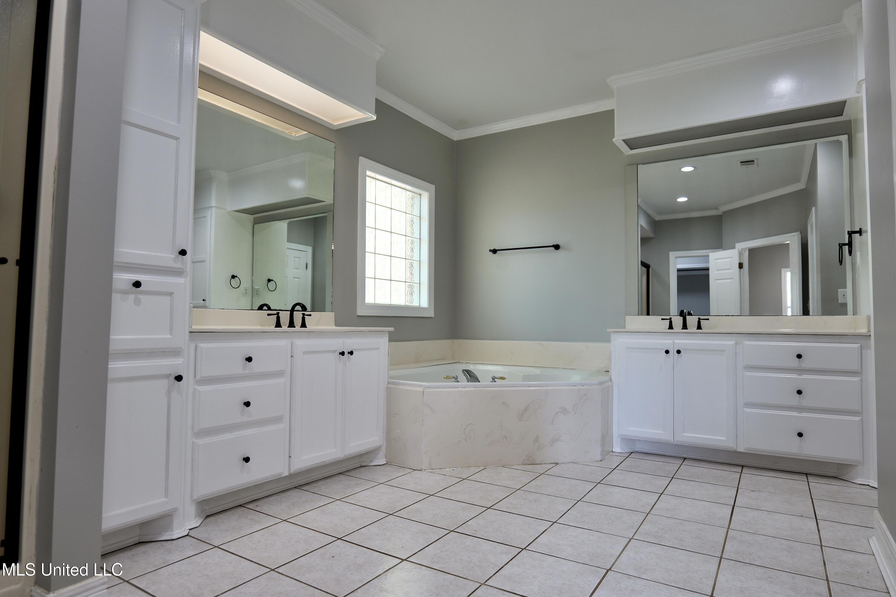 120 Timber Green Lane Canton, MS 39046 - Photo 32 of 34 P1010143