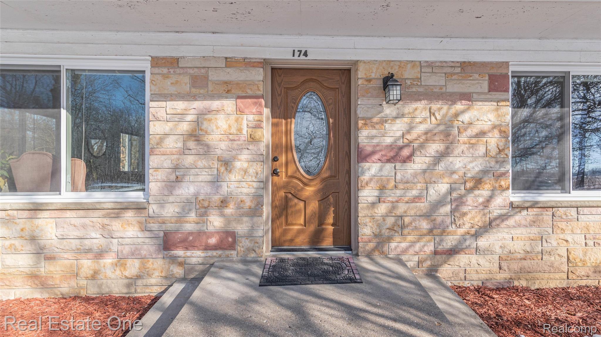 174 Henderson Road Howell, MI 48855 - Photo 2 of 30 FRONT DOOR