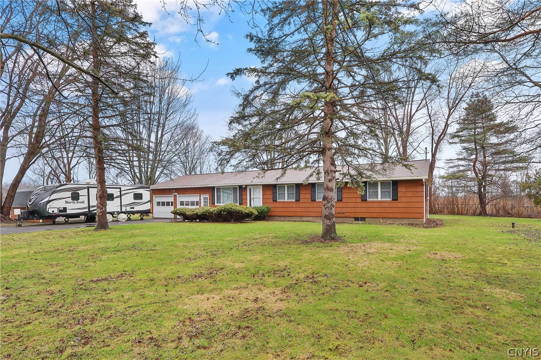 5336 Caughdenoy Road Clay, NY 13041 - Photo 2 of 38