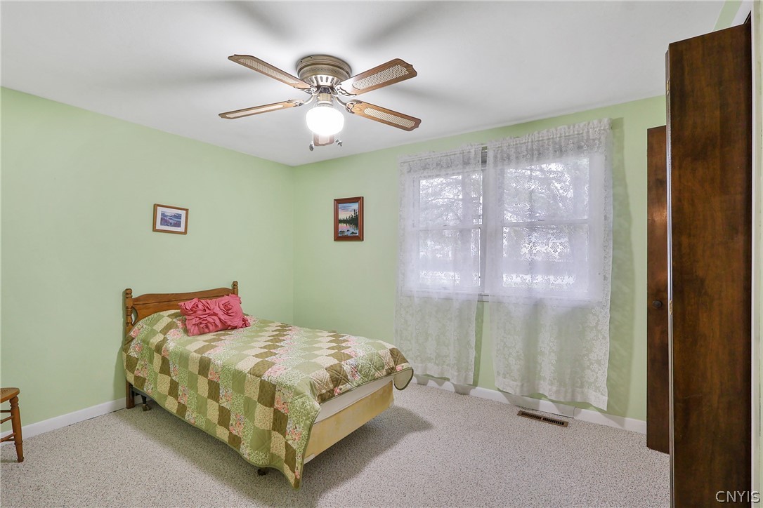 5336 Caughdenoy Road Clay, NY 13041 - Photo 23 of 38