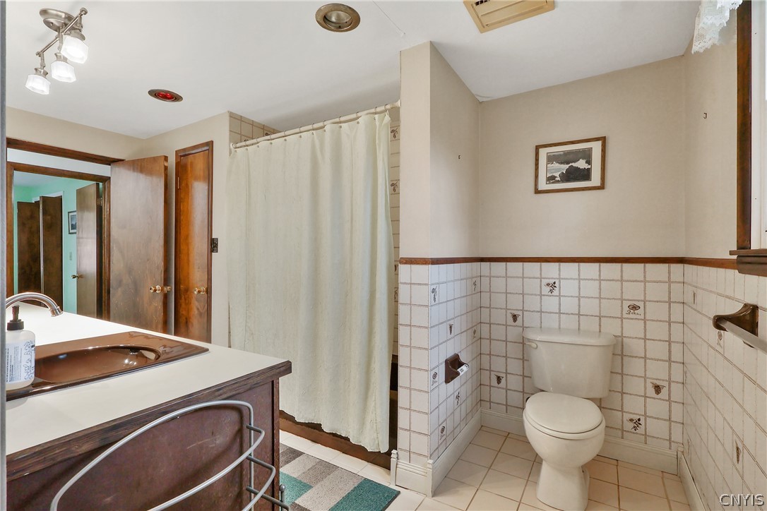 5336 Caughdenoy Road Clay, NY 13041 - Photo 27 of 38