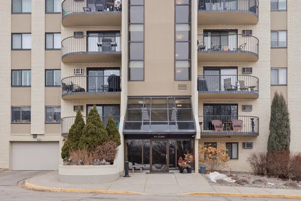 $205,000 | 1111 Elway Street, Unit 506, St. Paul, MN 55116