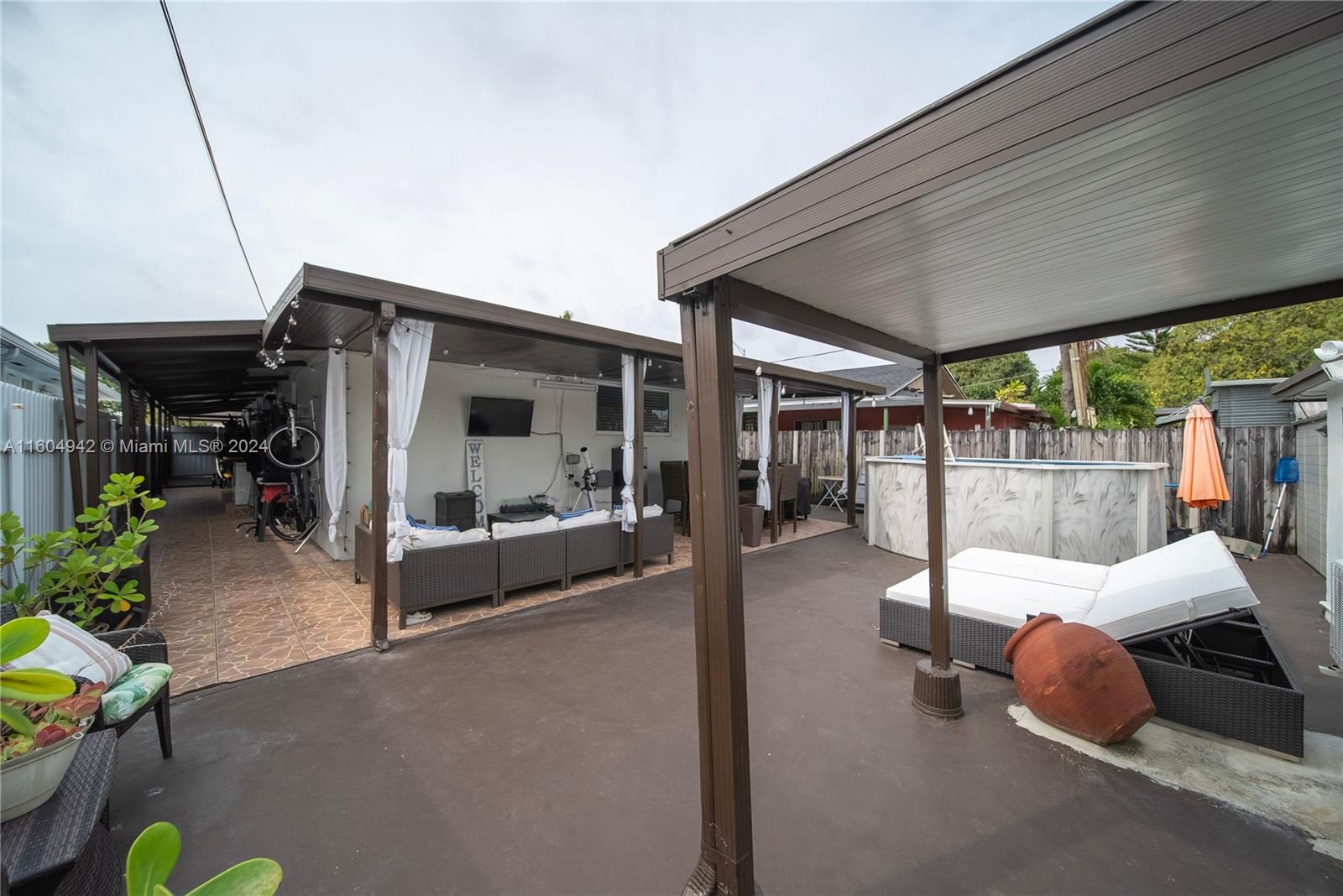 875 East 29th Street Hialeah, FL 33013 - Photo 17 of 38