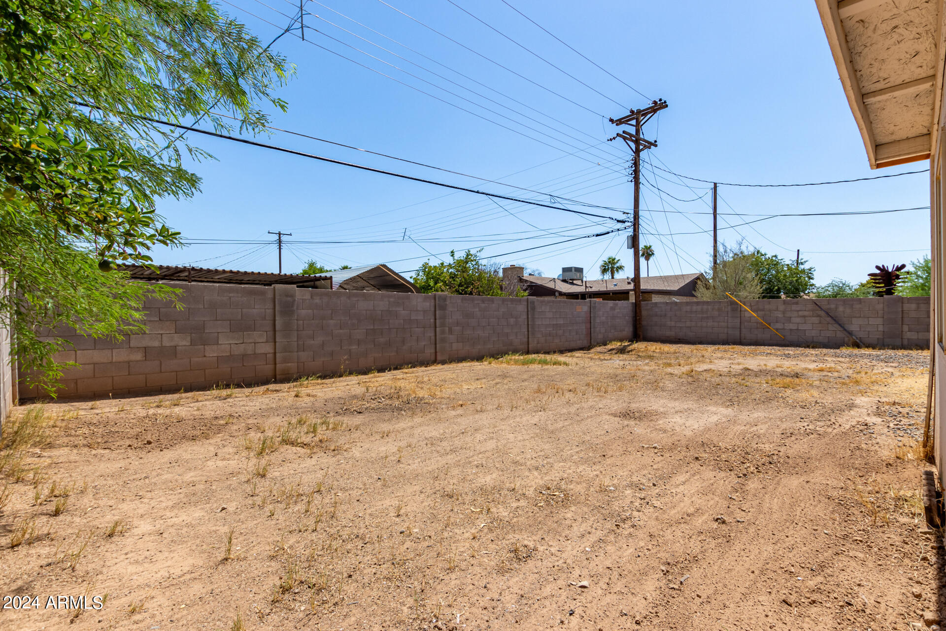 6233 West Osborn Road Phoenix, AZ 85033 - Photo 35 of 37 35 - Orborn