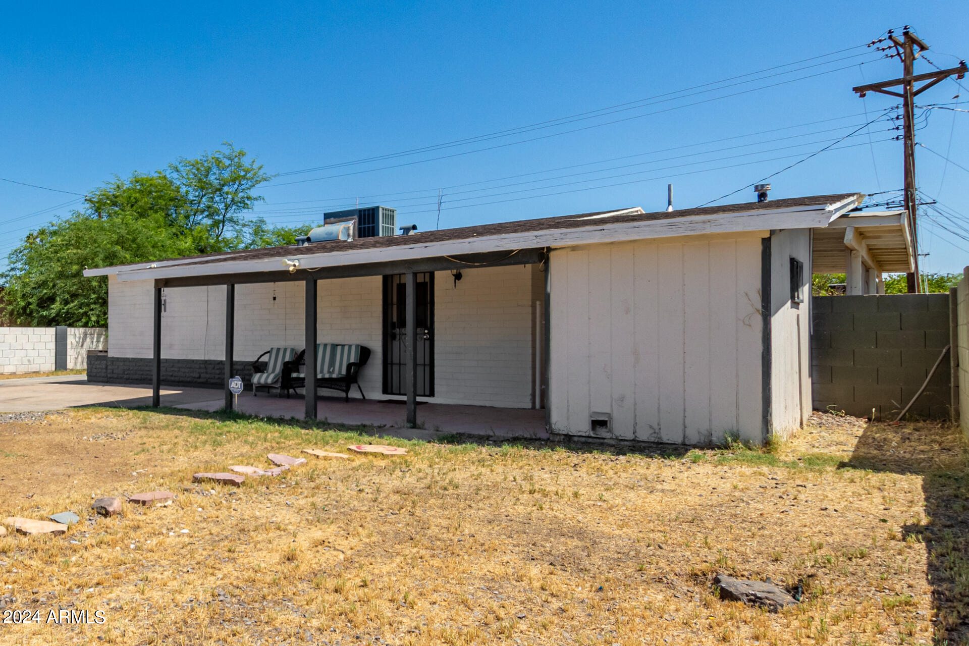 6233 West Osborn Road Phoenix, AZ 85033 - Photo 9 of 37 09 - Orborn