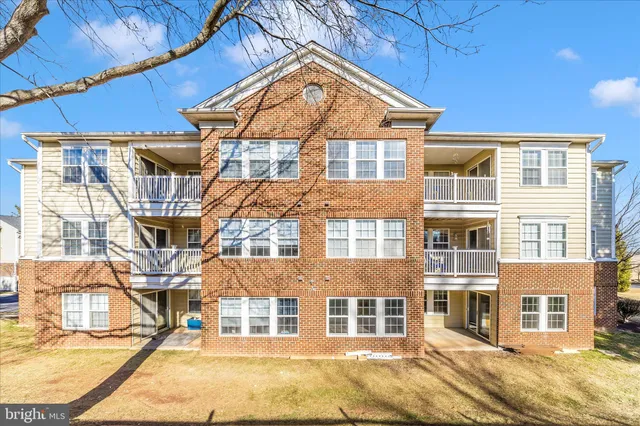 $259,900 | 2402 Dominion Drive, Unit 1B, Frederick, MD 21702