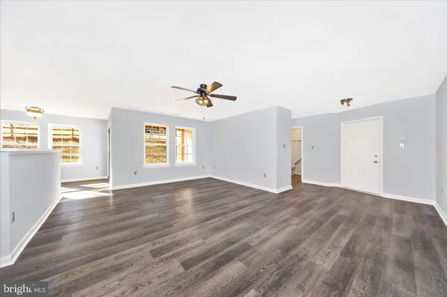 $259,900 | 2402 Dominion Drive, Unit 1B, Frederick, MD 21702