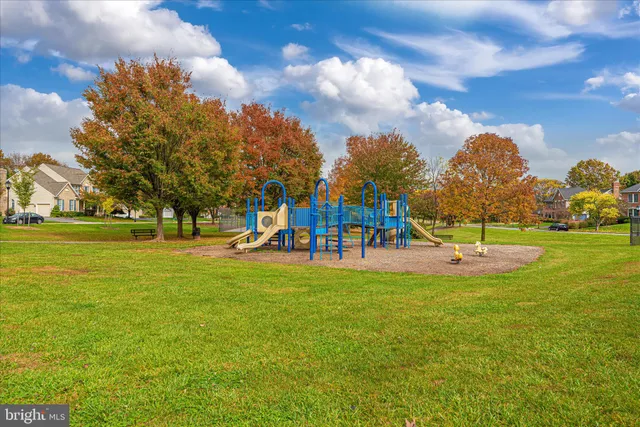 $259,900 | 2402 Dominion Drive, Unit 1B, Frederick, MD 21702