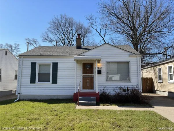$1,200 | 11236 Studebaker Avenue, Warren, MI 48089