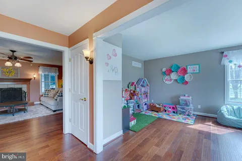 $699,990 | 33 Milbourn Manor Drive, Camden Wyoming, DE 19934