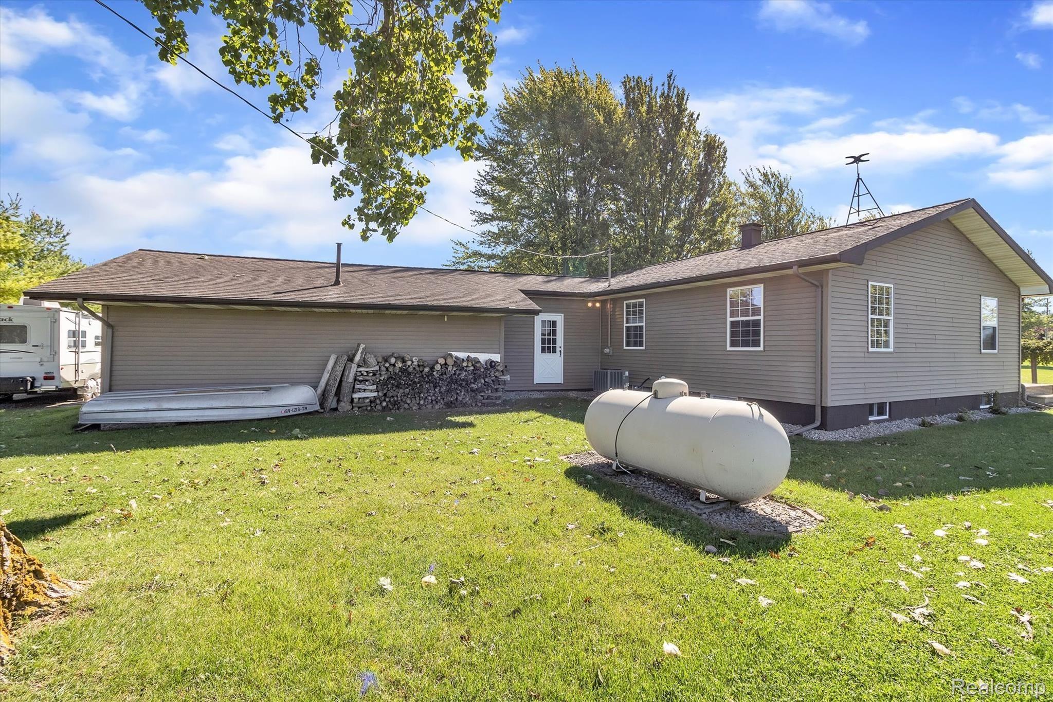 13504 Maple Road Birch Run, MI 48415 - Photo 34 of 34 46-13504-Maple-Road-WindowStill-Real-Estate-Photography-46.jpg