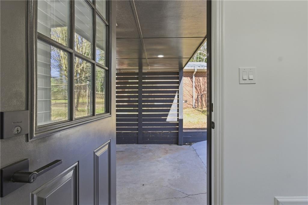 1410 Willis Mill Road Southwest Atlanta, GA 30311 - Photo 25 of 33 a view of balcony and window