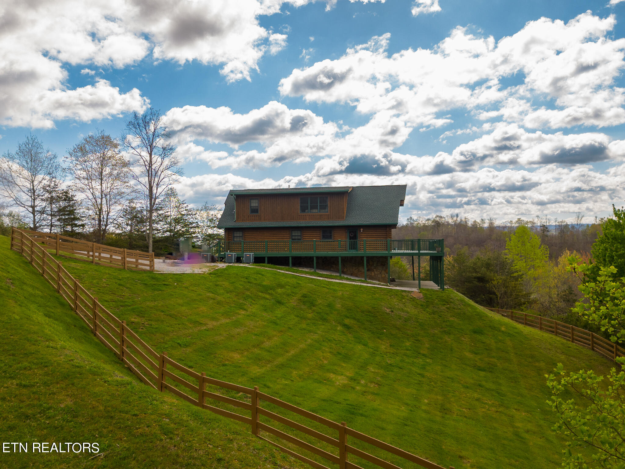 2075 Whistle Valley Road New Tazewell, TN 37825 - Photo 2 of 39 2075 Whistle Valley Rd