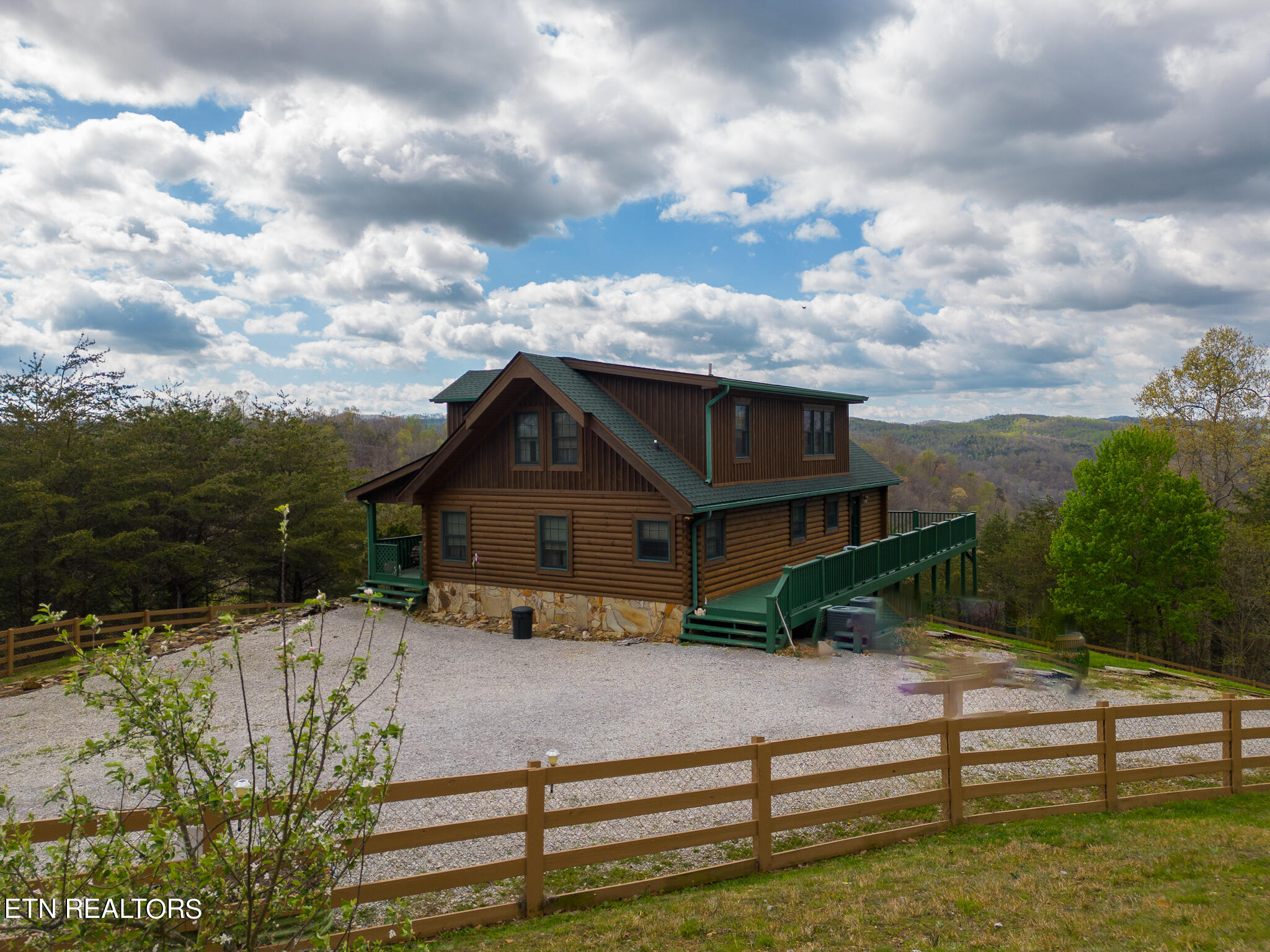 2075 Whistle Valley Road New Tazewell, TN 37825 - Photo 5 of 39 2075 Whistle Valley Rd