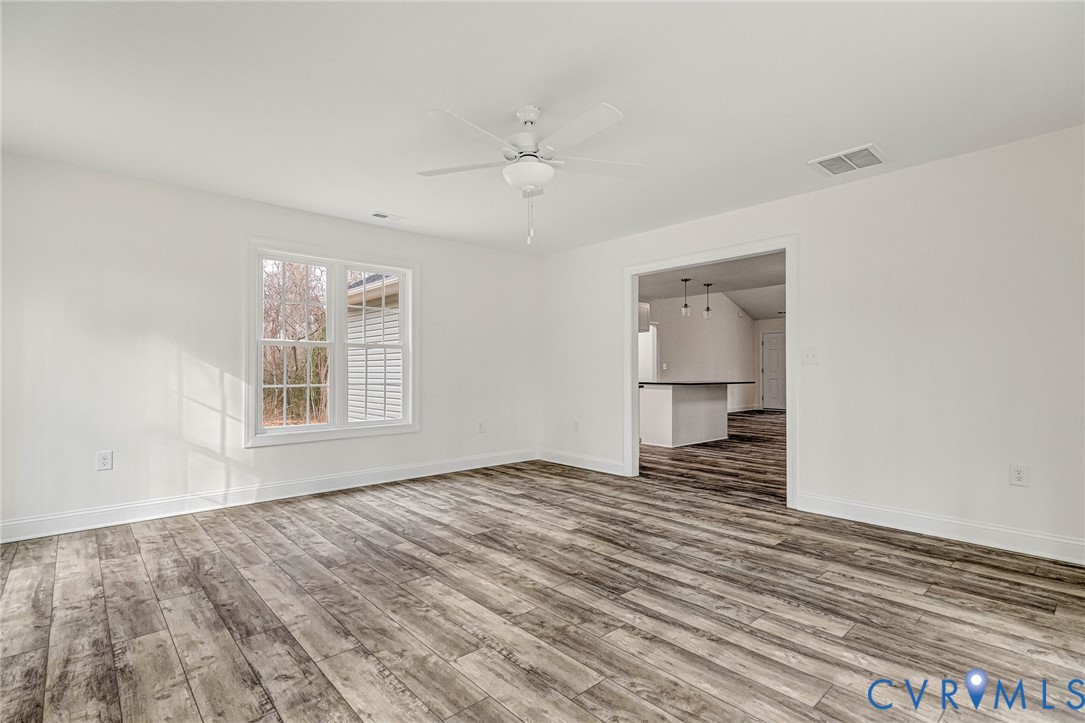 127 Ferry Landing Road Dunnsville, VA 22454 - Photo 17 of 38