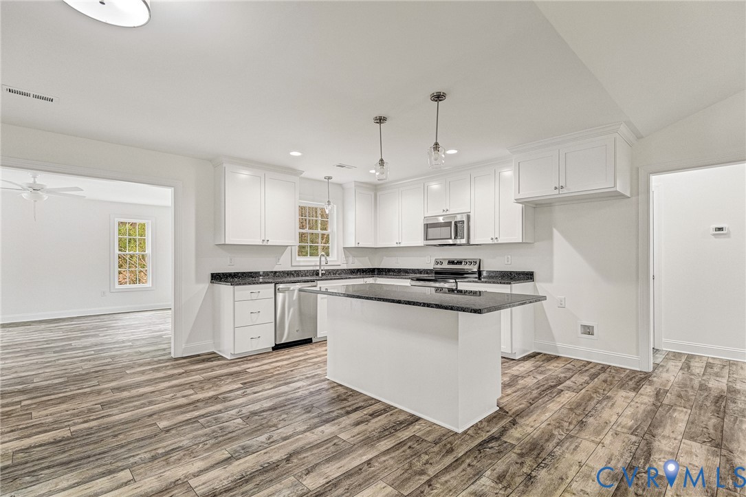 127 Ferry Landing Road Dunnsville, VA 22454 - Photo 2 of 38