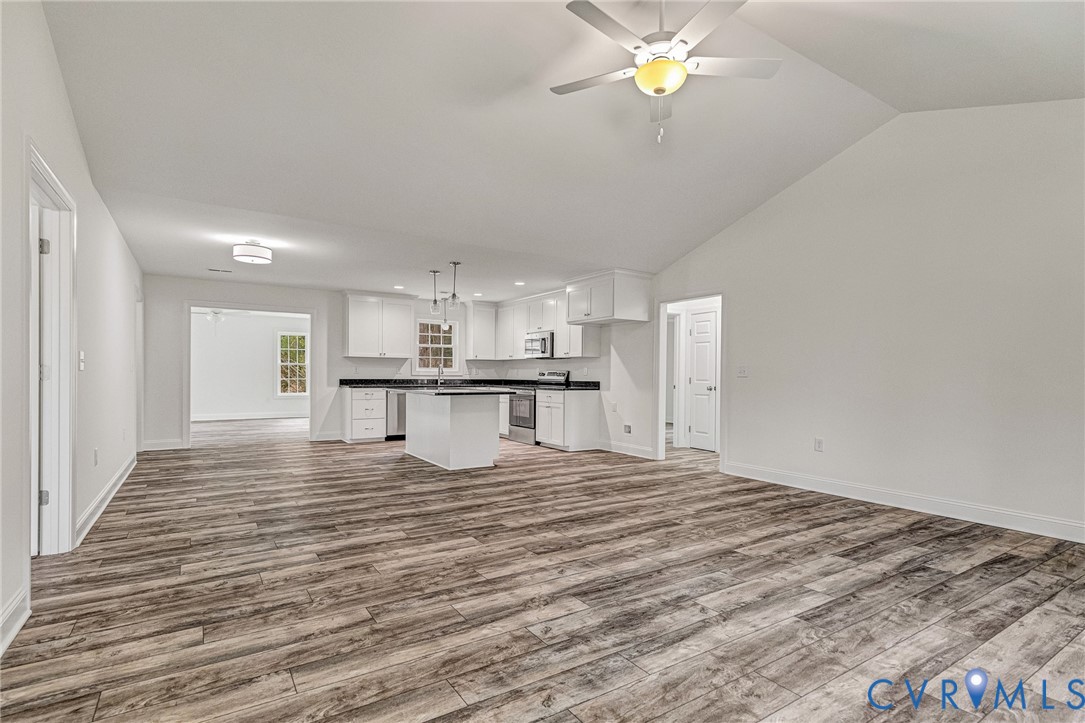 127 Ferry Landing Road Dunnsville, VA 22454 - Photo 9 of 38