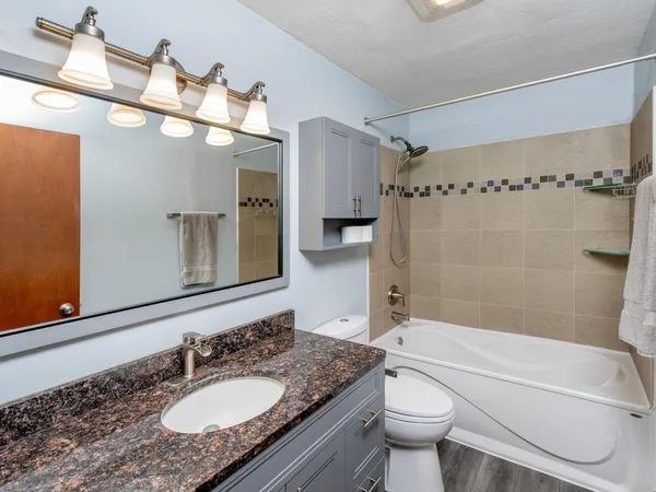 $249,000 | 9991 Cord Street Northeast, Circle Pines, MN 55014