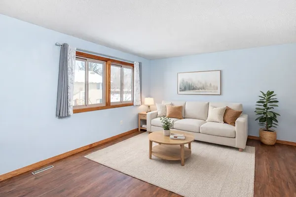 $249,000 | 9991 Cord Street Northeast, Circle Pines, MN 55014