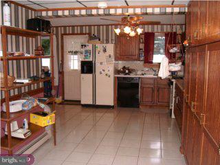24 Linden Road Burlington, NJ 08016 - Photo 3 of 6