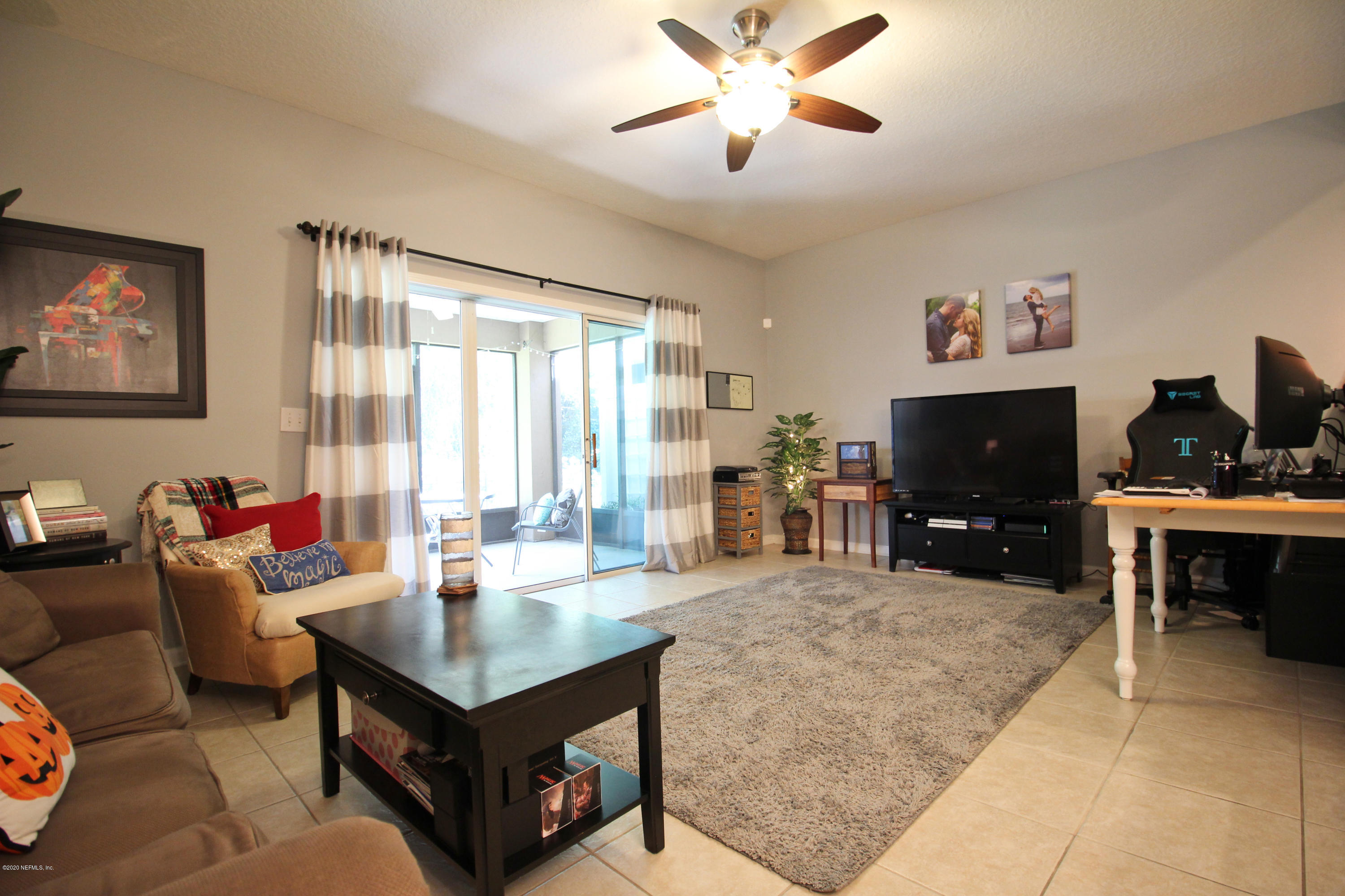 12931 Spring Rain Road Jacksonville, FL 32258 - Photo 6 of 49 LIVING ROOM