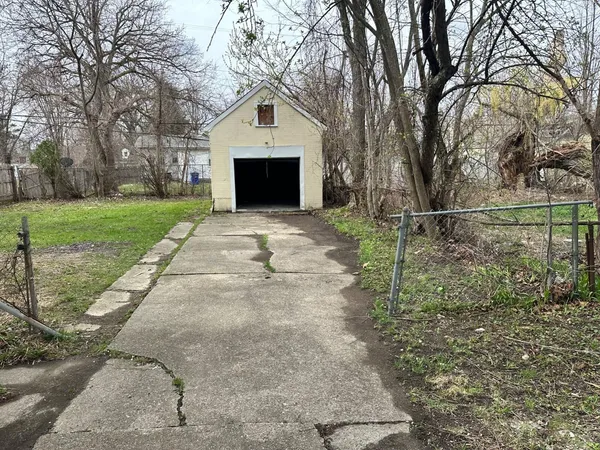 $39,900 | 6183 Woodhall Street, Detroit, MI 48224