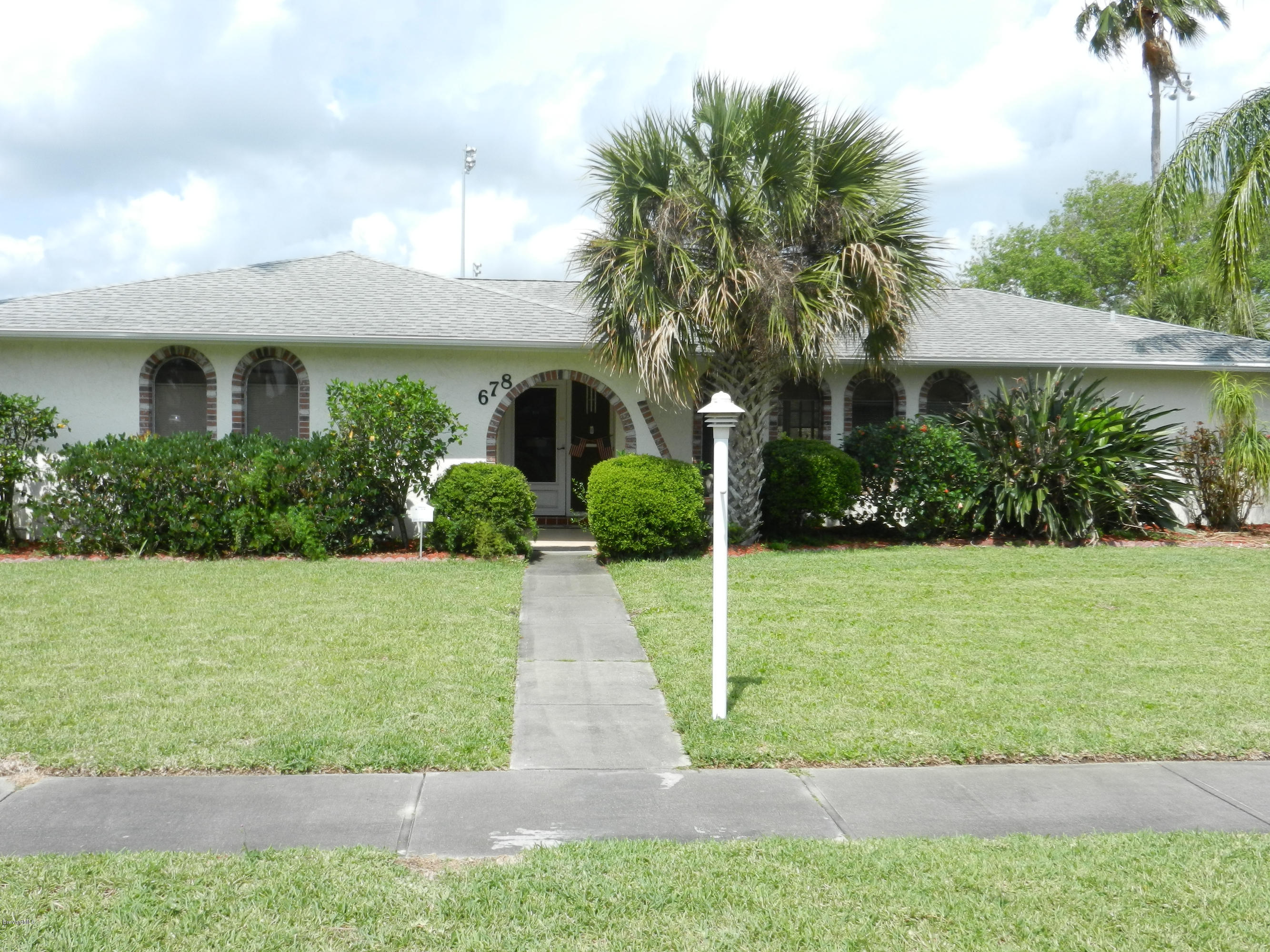 678 Caribbean Road Satellite Beach, FL 32937 - Photo 1 of 13 008