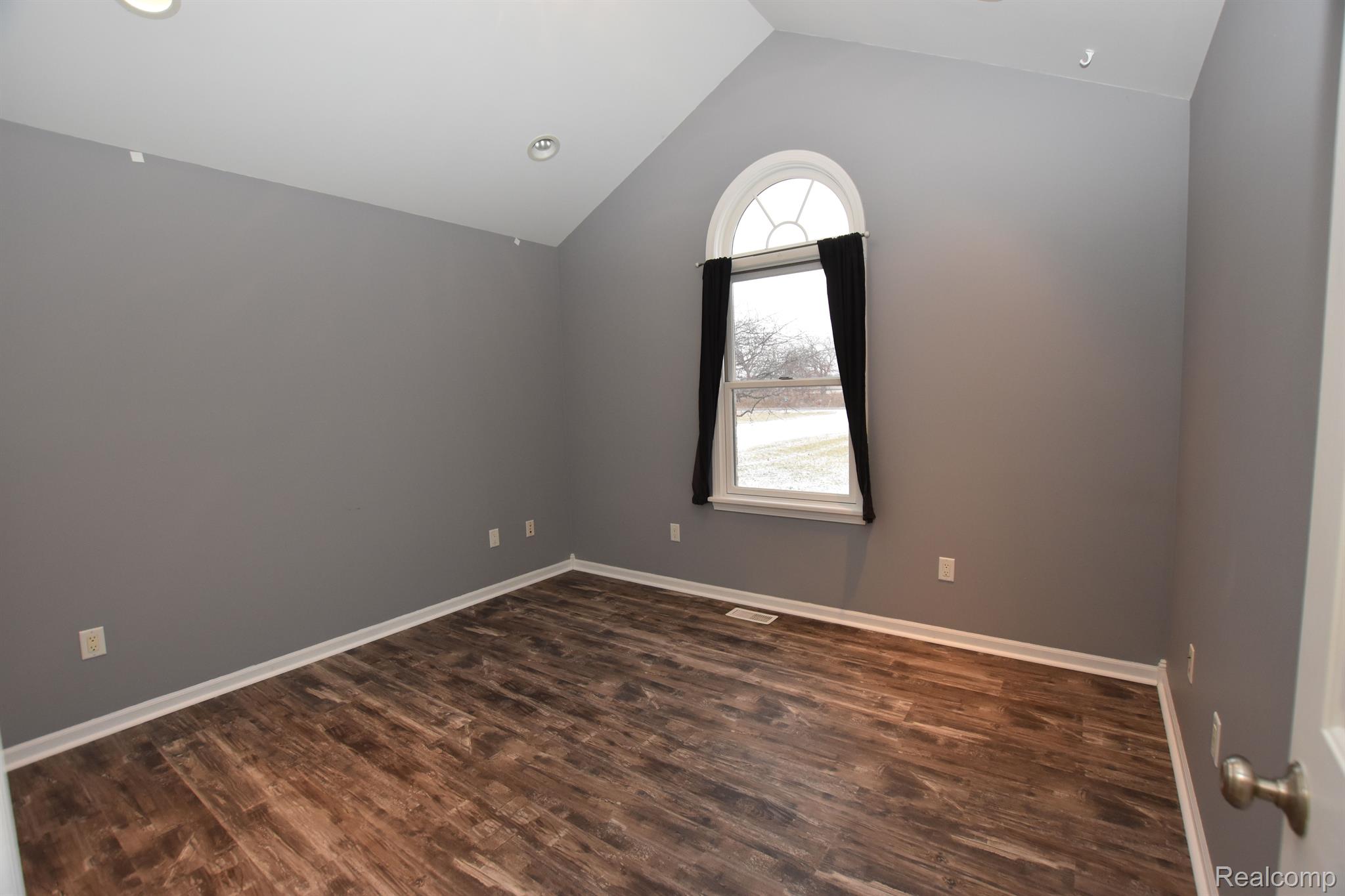 9610 East Prior Road Durand, MI 48429 - Photo 15 of 28 Bedroom #3