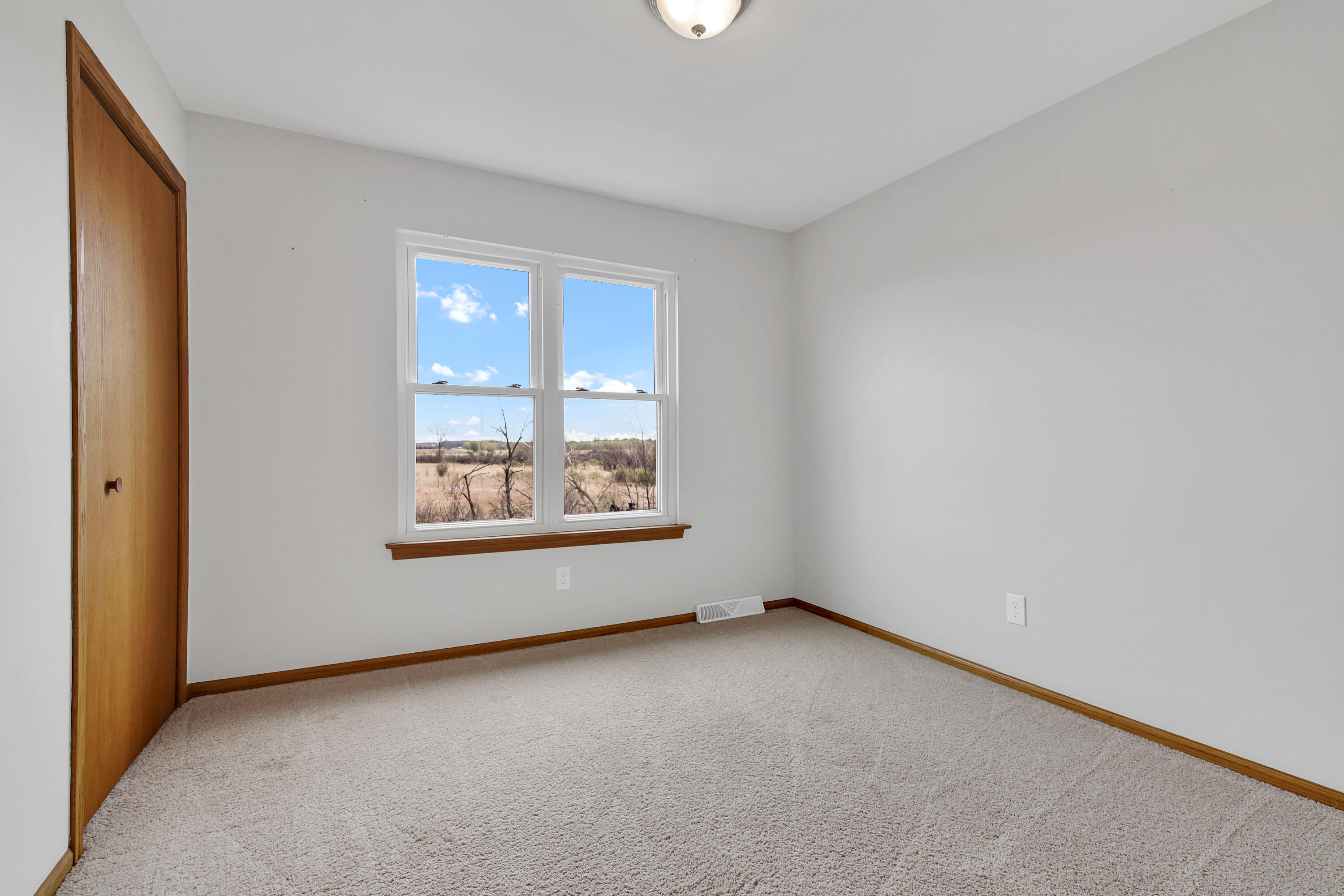 7809 East Wind Lake Road Norway, WI 53185 - Photo 23 of 33 Third Bedroom