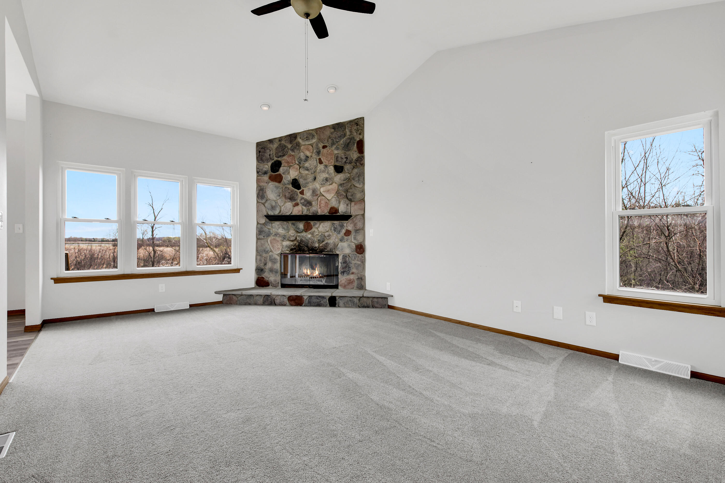 7809 East Wind Lake Road Norway, WI 53185 - Photo 4 of 33 Great Room Overlooks Nature