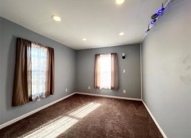 $220,000 | 66 Elizabeth Street, Johnson City, NY 13790