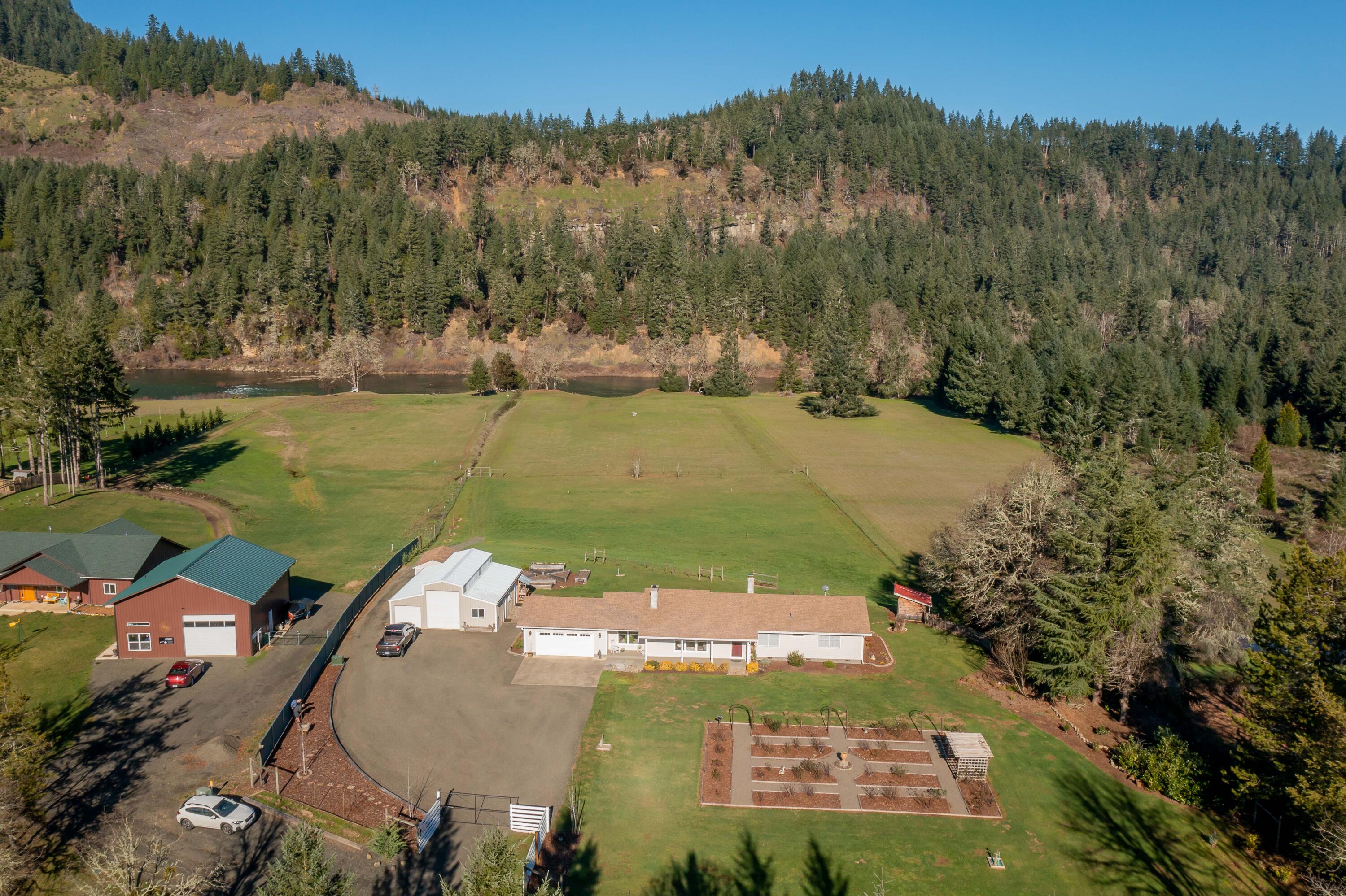 497 Indian Bend Road Umpqua, OR 97486 - Photo 52 of 52 497 Indian Bend Road-34