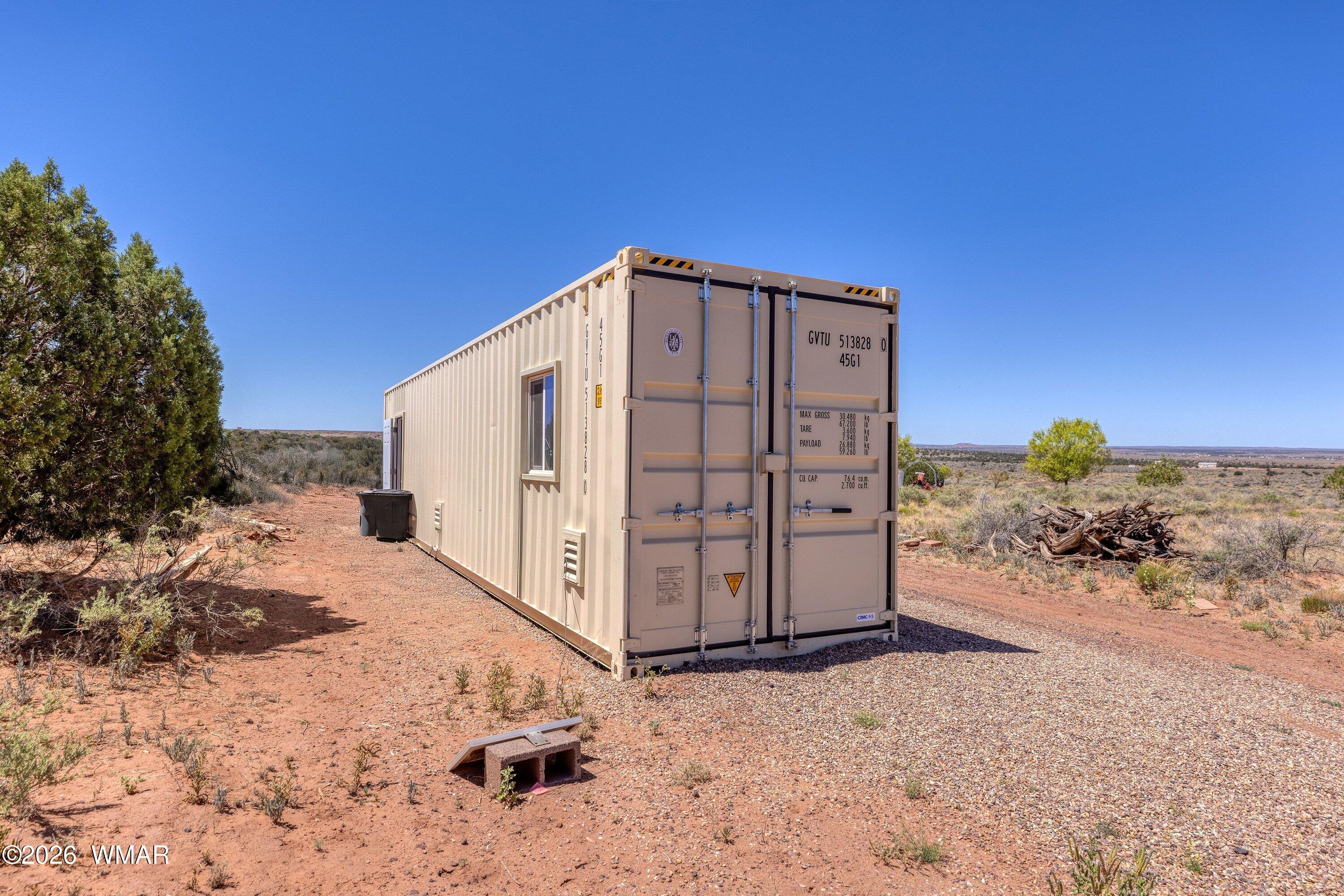 8338 Chipewa Trail Snowflake, AZ 85937 - Photo 17 of 29 Custom Storage Container