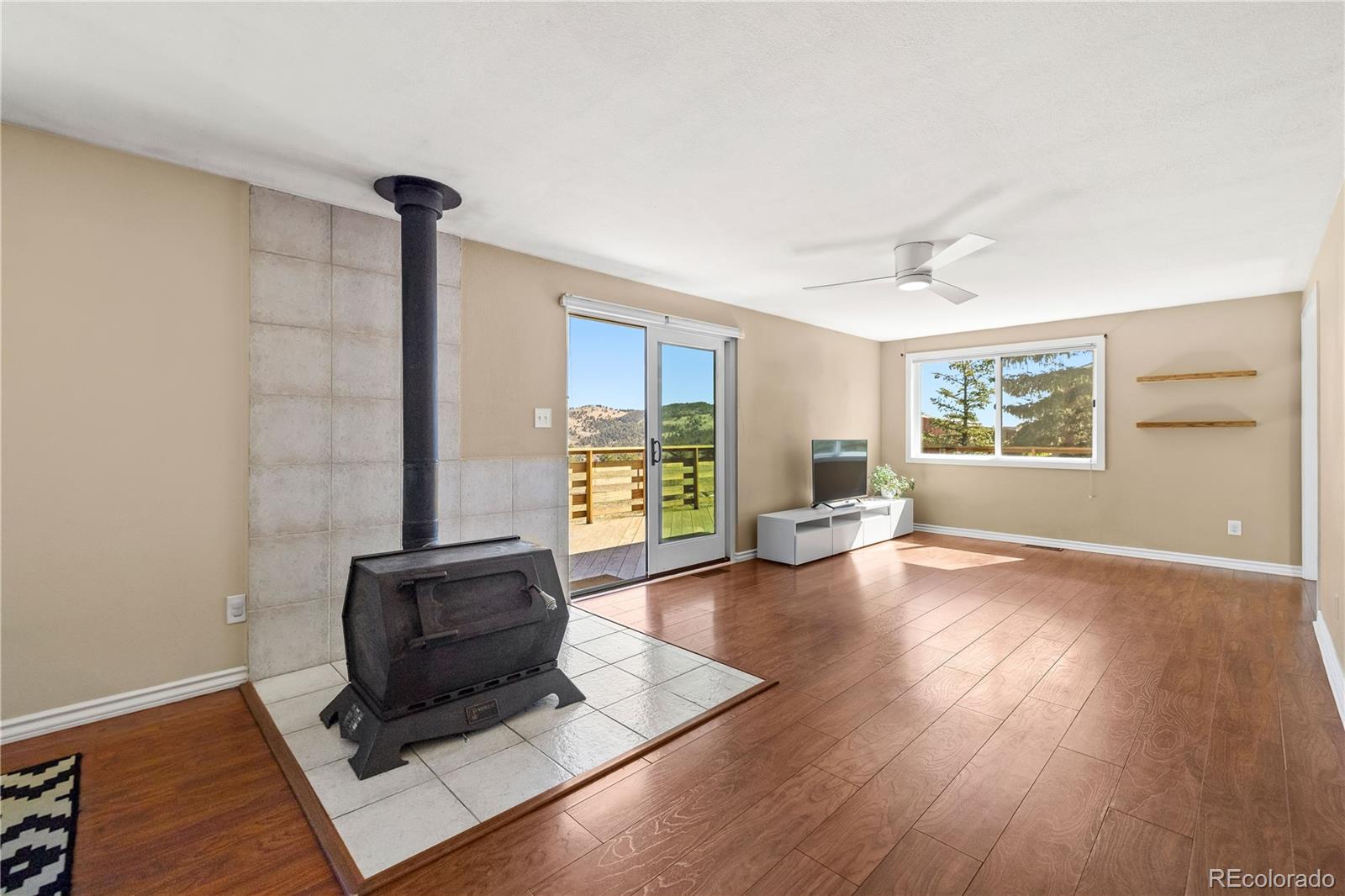31299 Robinson Hill Road Golden, CO 80403 - Photo 8 of 40