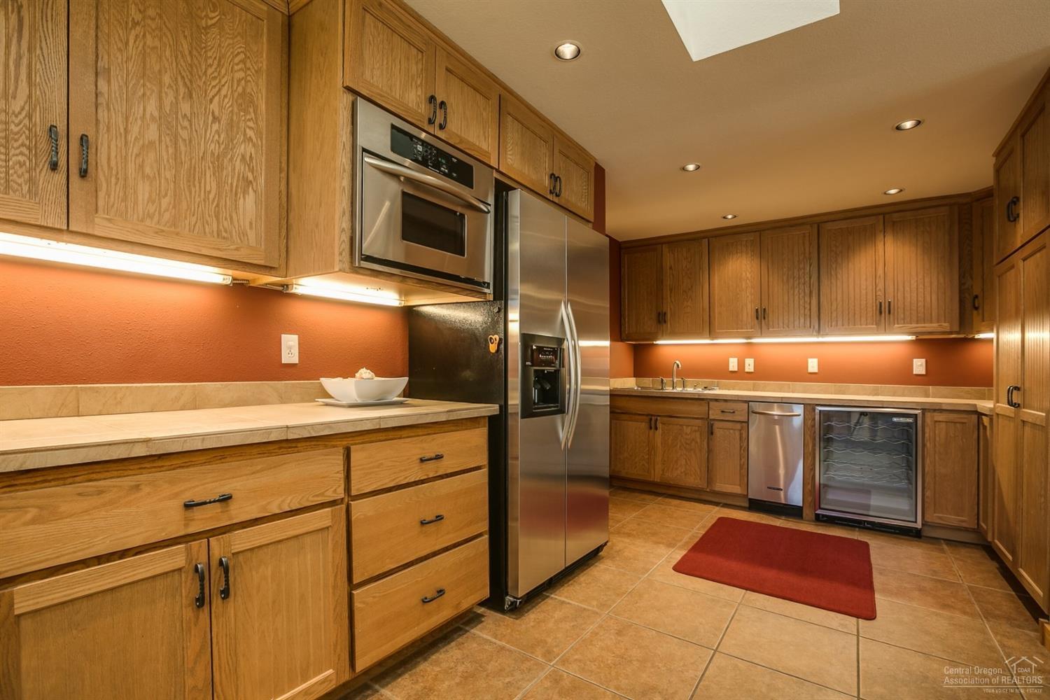 67134 Gist Road Bend, OR 97703 - Photo 7 of 24 Gallery Image 7