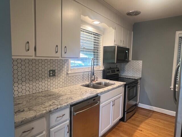 6099 Franklin Road Roanoke, VA 24014 - Photo 11 of 16 kitchen
